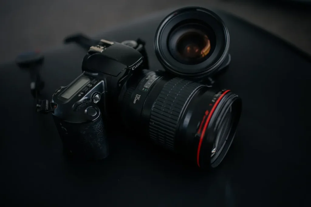 DSLR Camera on Rent in Delhi